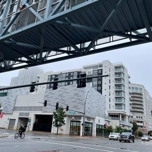 Meet your Posher, Blayton